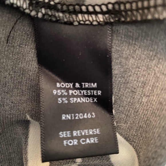 Effortless Style By Citiknits Ruffle Top S - Picture 4 of 6